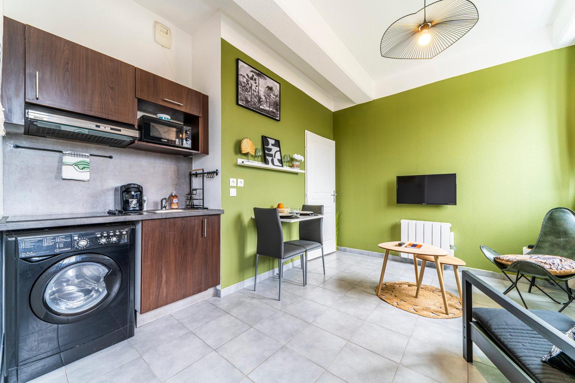 Stay Cosy Lille I Tourcoing - Appartement - Hypercentre - Parking Securise - Wifi - Netflix - Cuisine ภายนอก รูปภาพ