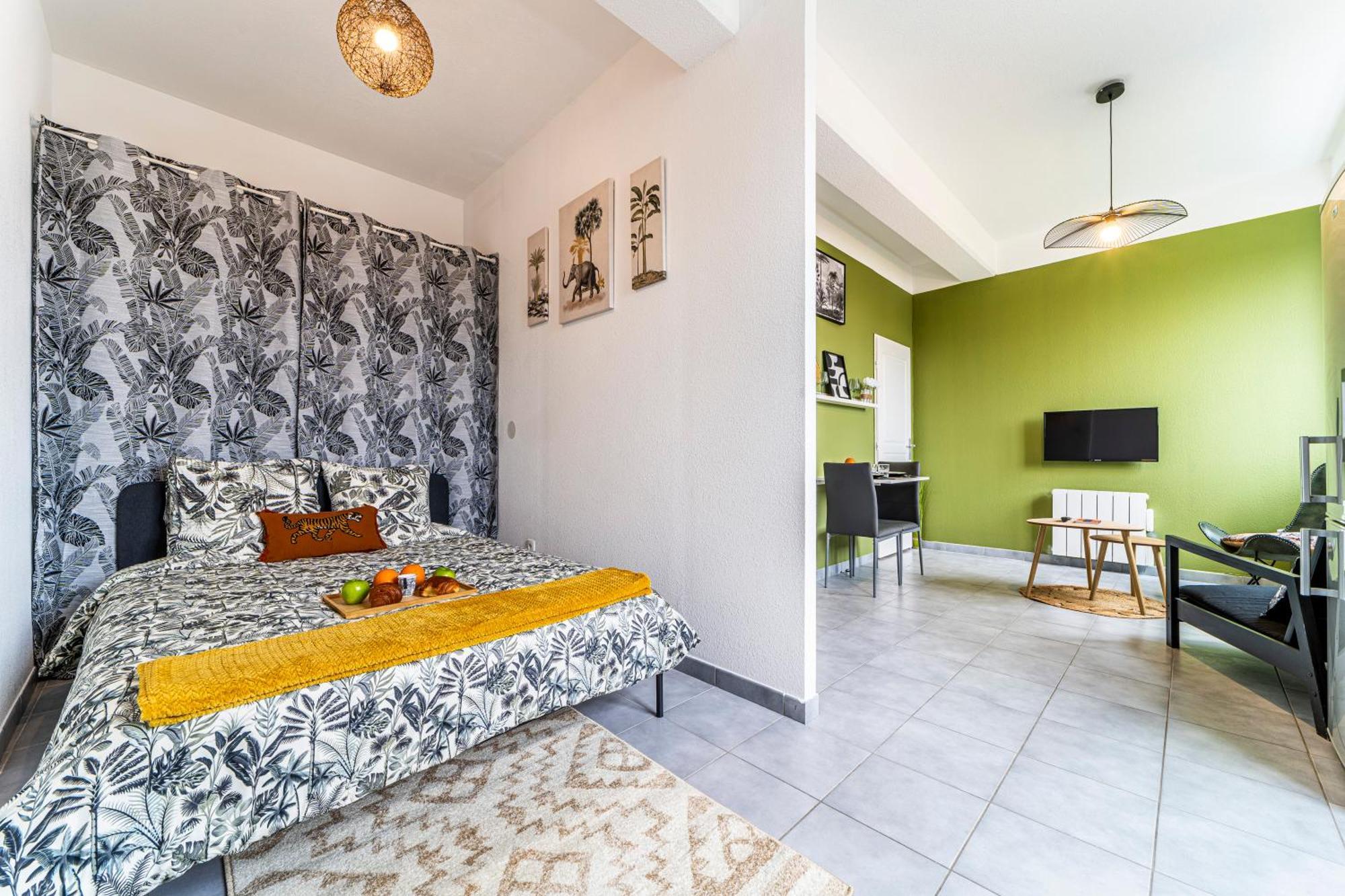 Stay Cosy Lille I Tourcoing - Appartement - Hypercentre - Parking Securise - Wifi - Netflix - Cuisine ภายนอก รูปภาพ